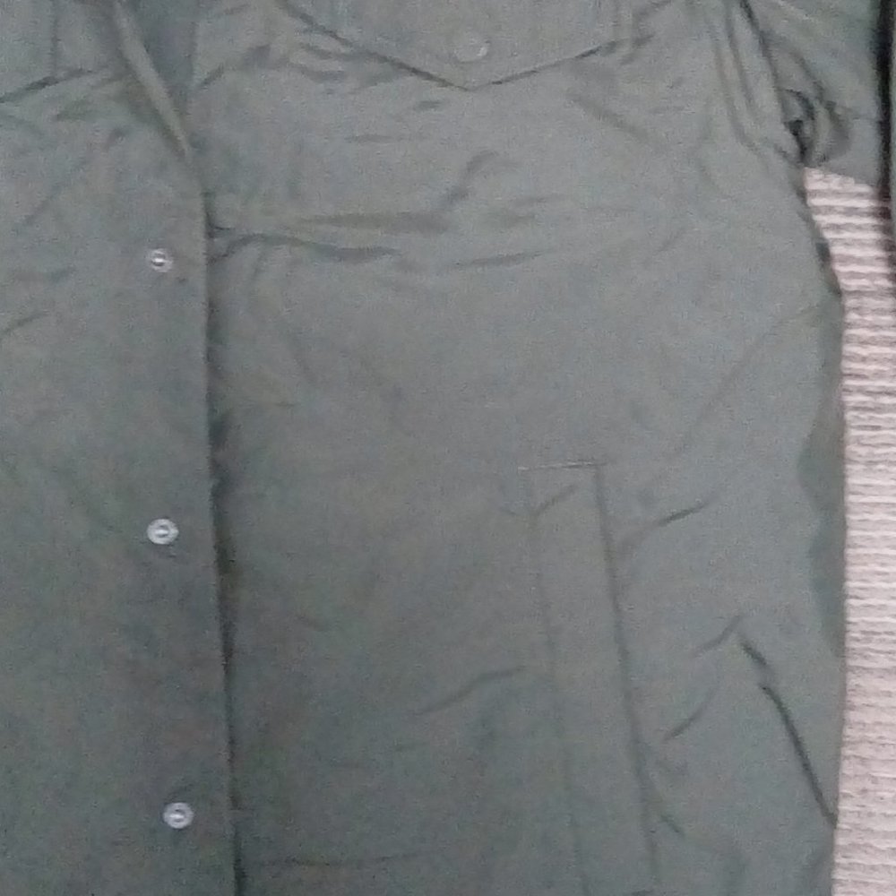 UGG Keagan Nylon Trucker/Windbreaker Jacket - Picture 5 of 10